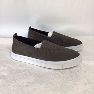 Minnetonka Women's‎ Shoes Sneakers Gabi Gray Suede Leather Loafers Slip On sz 6